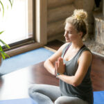 Comment la Méditation et le Yoga Peuvent Améliorer la Santé Mentale et Émotionnelle